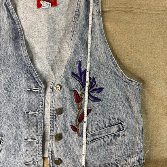 Denim Vest with Floral Embroidery - Picture 9 of 11